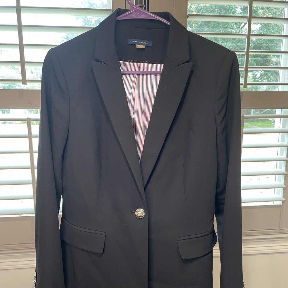 Tommy Hilfiger black blazer with golden bottoms. Size US8.